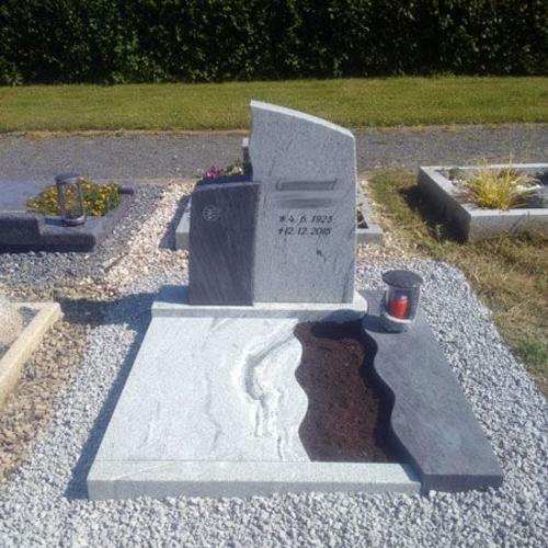 Grabmale und Grabsteine