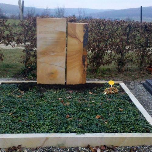 Grabmale und Grabsteine