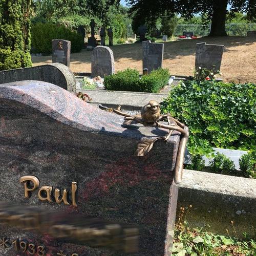 Grabmale und Grabsteine