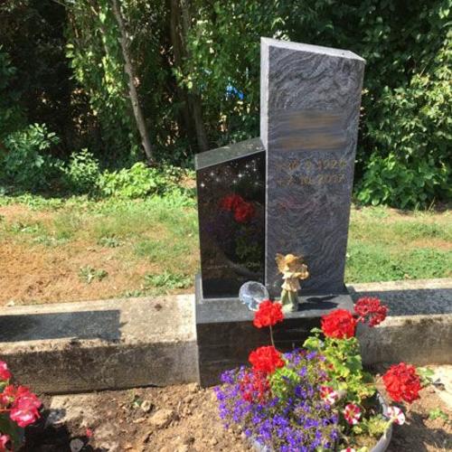 Grabmale und Grabsteine