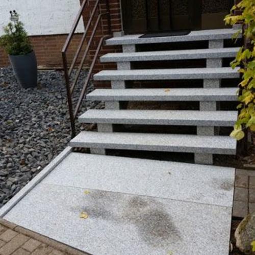 Treppe aus Rosa Beta